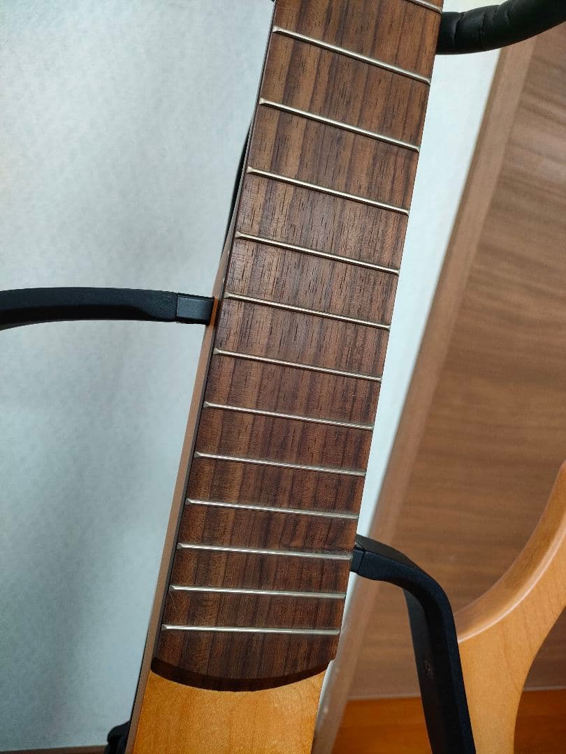 美品サイレントギターYAMAHA SLG100N 純正ケースACアダプタ付き