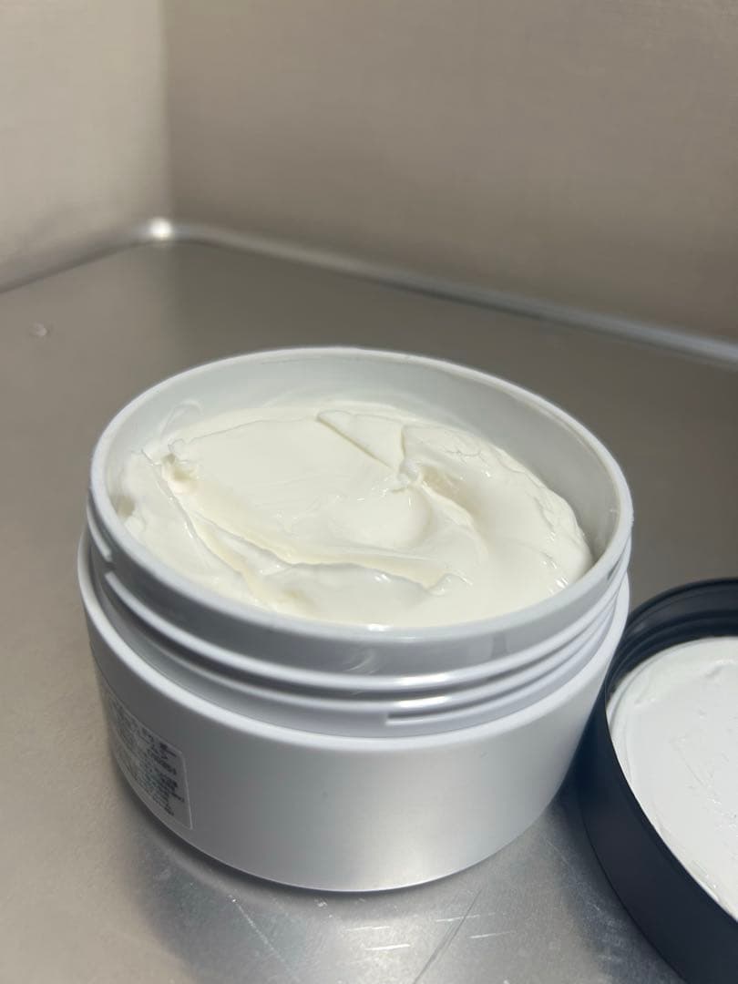 ディプティック　ボディクリーム　フルールドゥポー