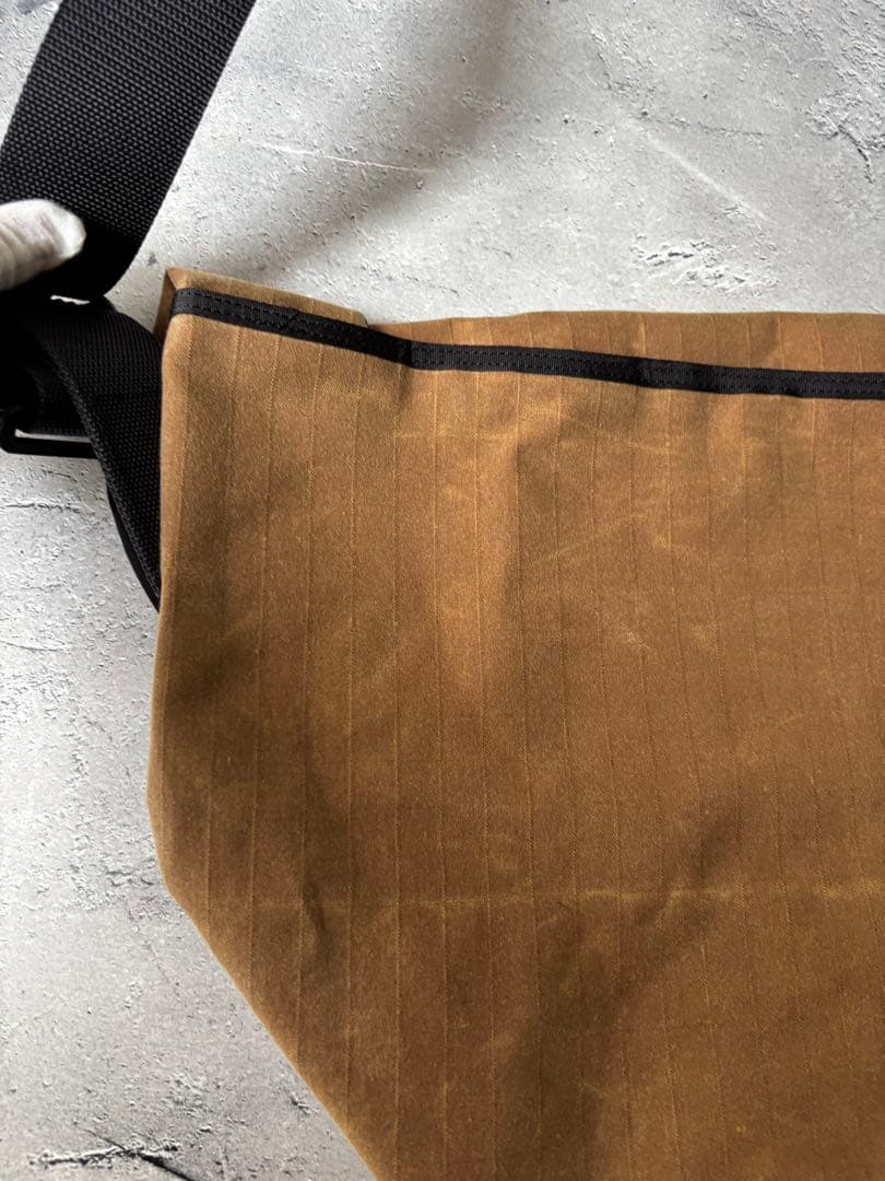 シュタク　shtak　ブルーラグメッセンジャーバッグ