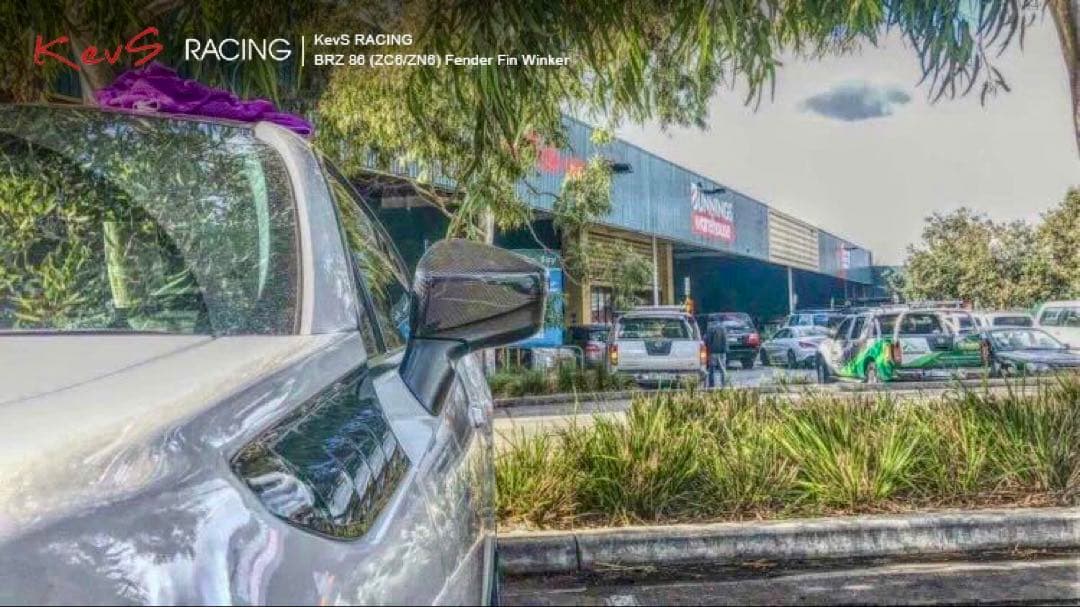 「KevS RACING」 BRZ 86 フェンダーフィン 流れるウィンカー