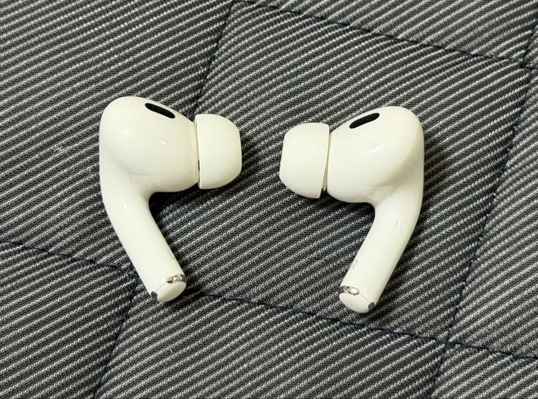 AirPods Pro2 本体 充電ケース付き Lightning