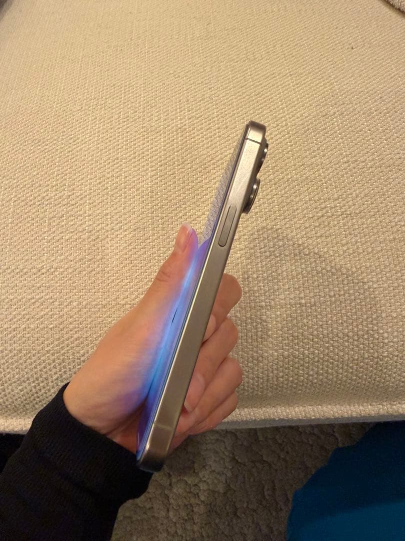 fast様用　iPhone15pro 128GB チタニウム