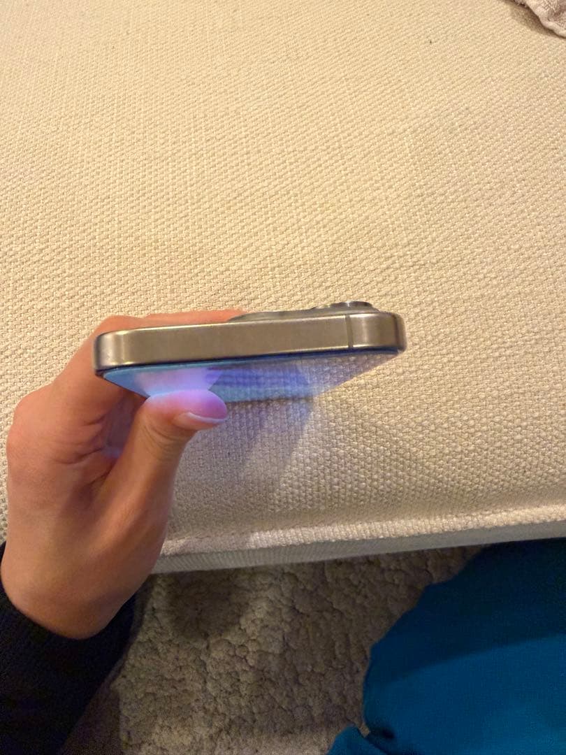 fast様用　iPhone15pro 128GB チタニウム