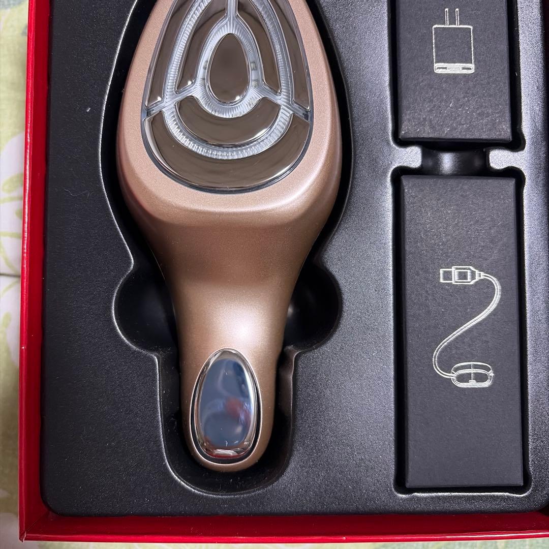 MEラボン・エクラ ECL-02 美顔器 ゴールド☆難あり！