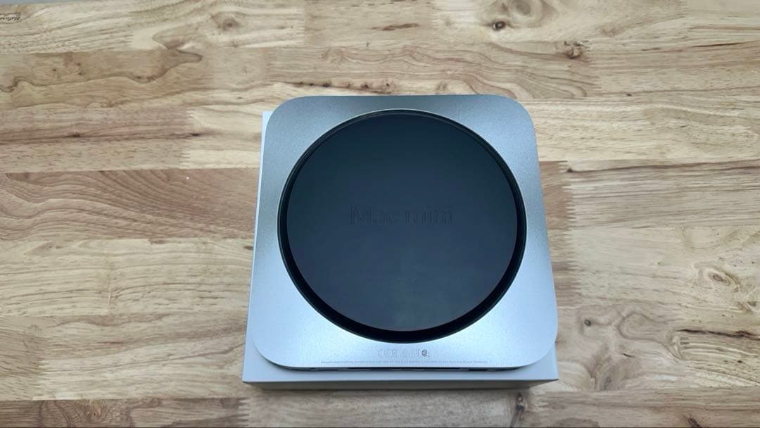 ガーンMac mini M2チップ搭載/512GB SSD/8GBユニファ