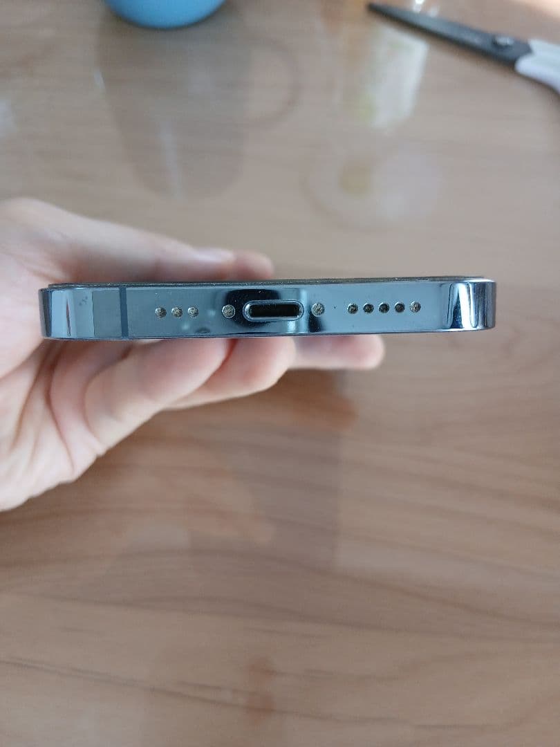 Apple iPhone 13 Pro Blue 本体