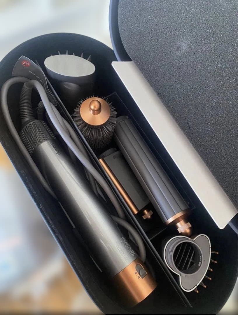 DYSON-多機能ヘアドライヤー