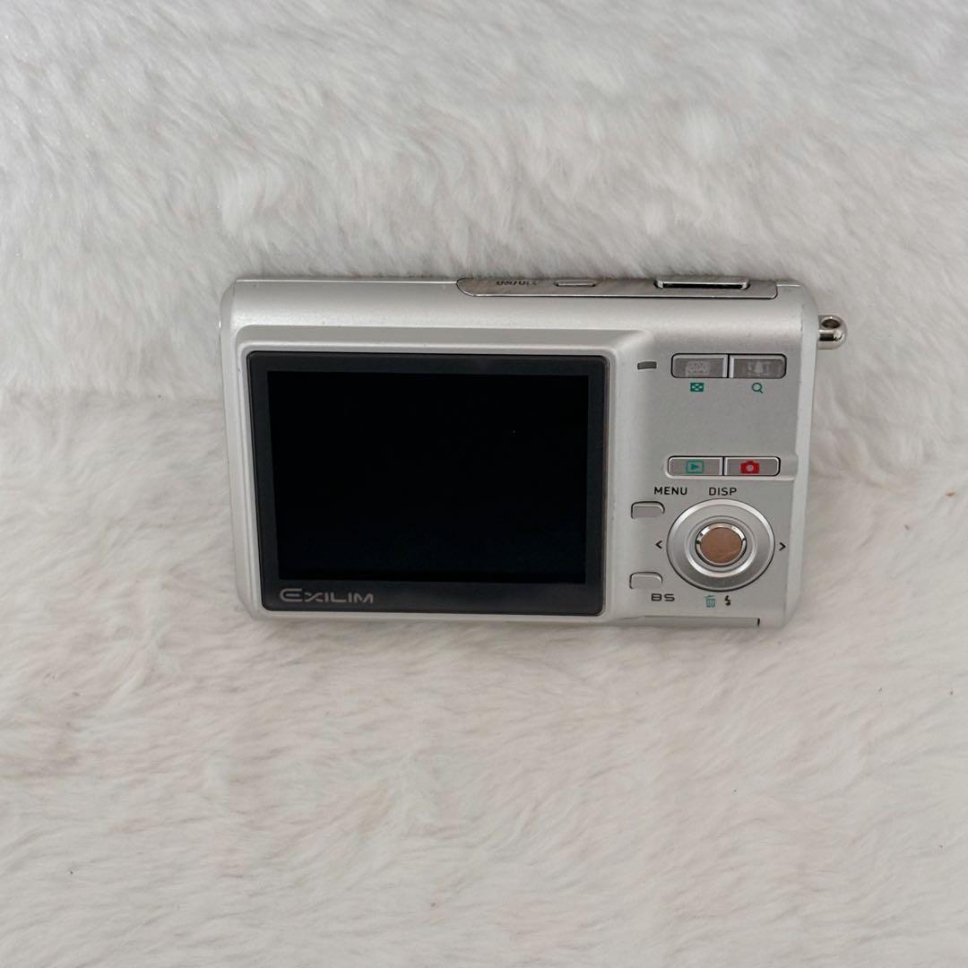 CASIO EXILIM EX-Z60コンパクトデジタルカメラ