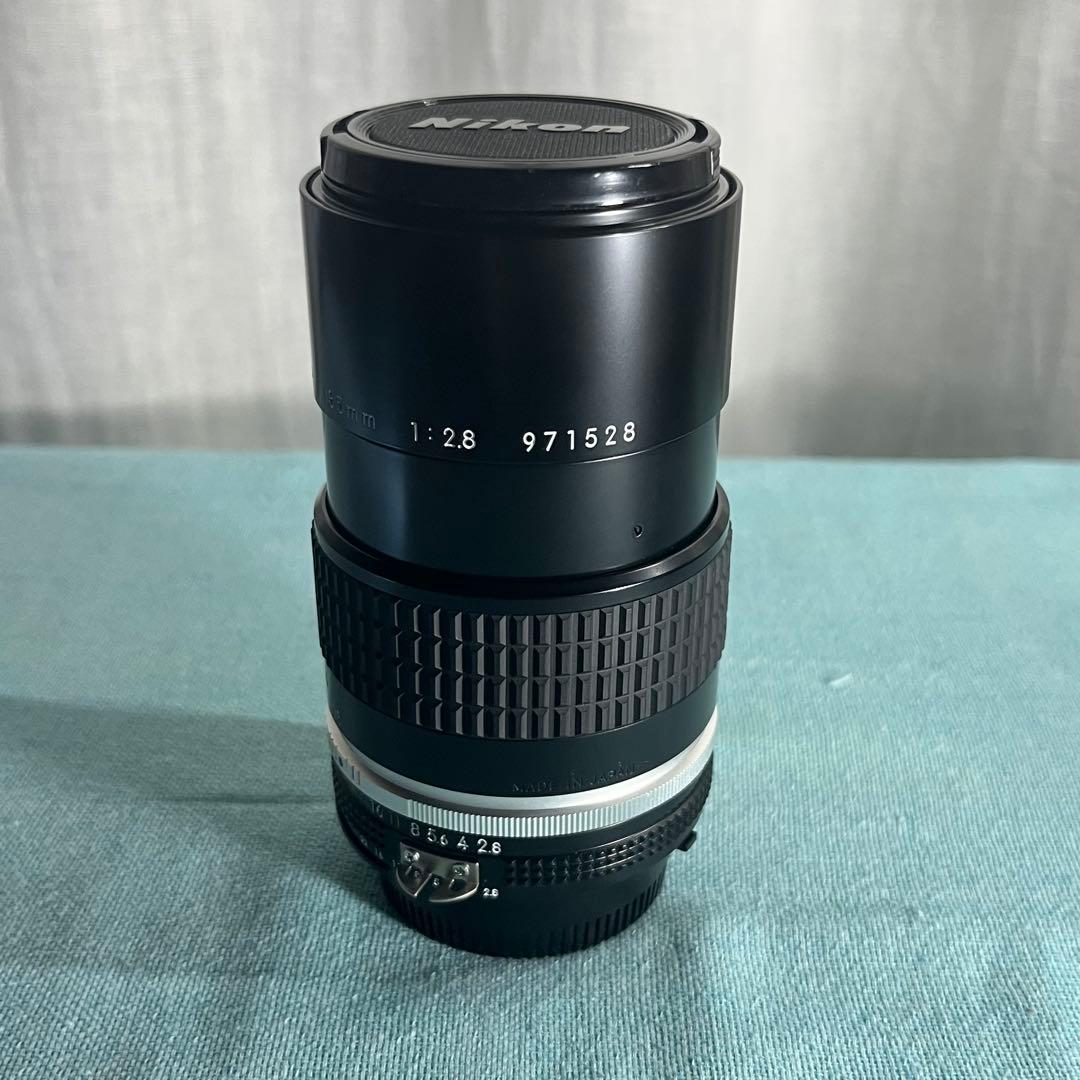 【美品】ニコン Ai Nikkor 135mm F2.8S 非売レンズスタンド付