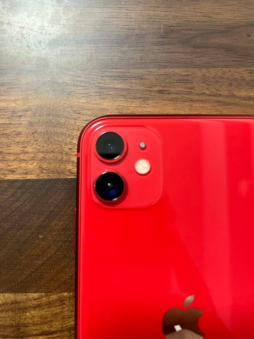 美品　iPhone 11 256 GB SIMフリー　レッド　本体