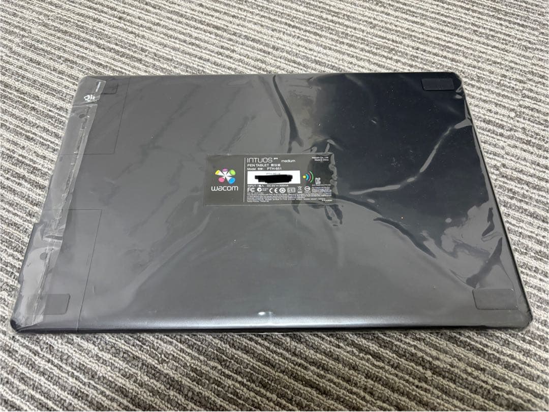 Wacom Intuos Pro Medium PTH-651 ペンタブレット