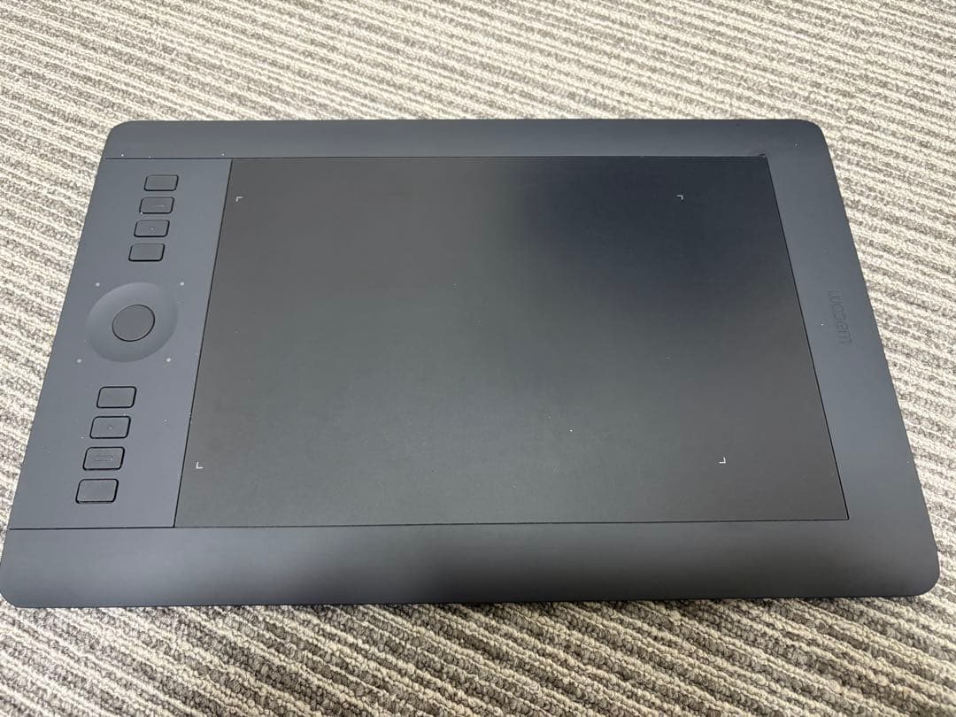 Wacom Intuos Pro Medium PTH-651 ペンタブレット