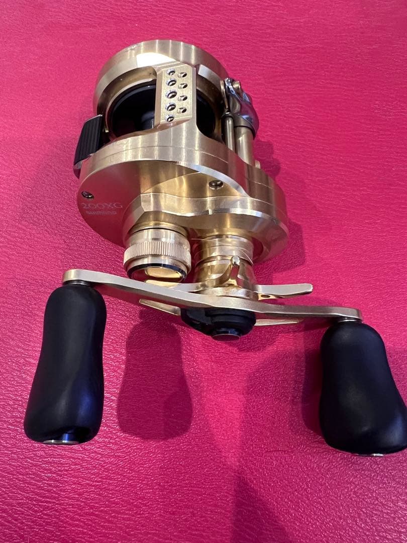 リール SHIMANO 22 CALCUTTA CONQUEST 200XG