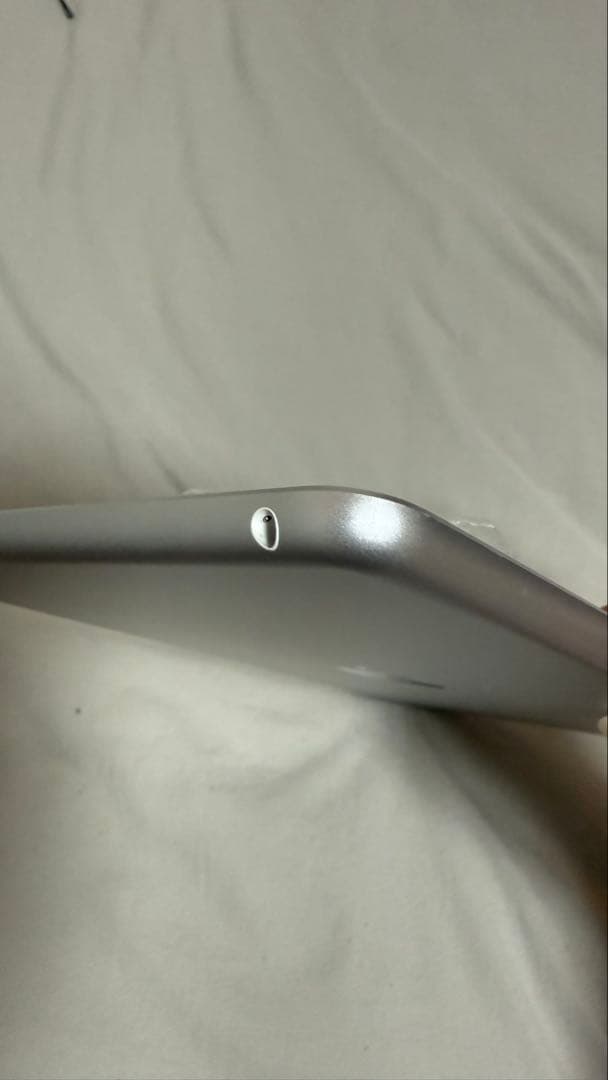 Apple iPad 第5世代 シルバー 本体