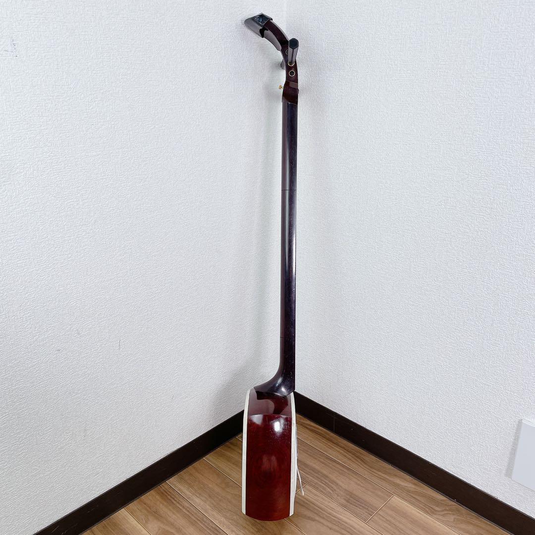 三味線 中棹 綾杉彫 一本溝 東さわり 紅木 犬皮 角胸