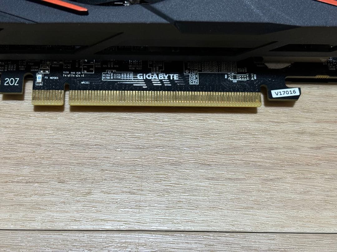 GIGABYTE RX570 グラフィックボード デュアルファン