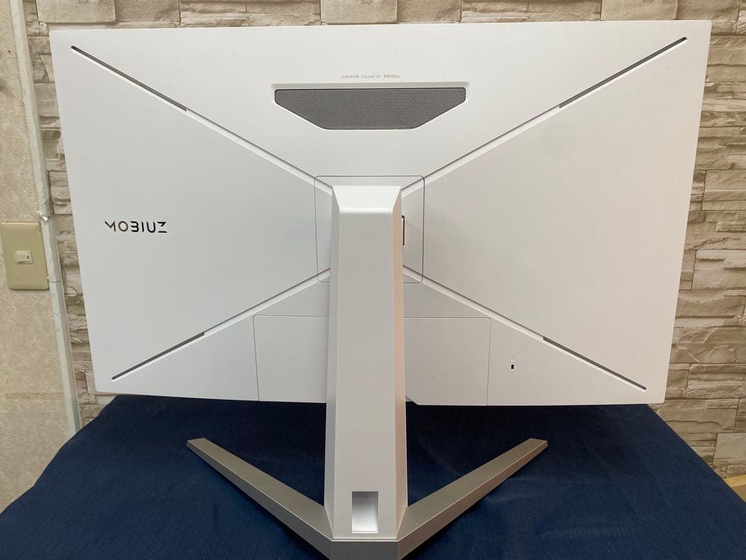 BenQ MOBIUZ EX3210U ゲーミングモニター (32インチ）