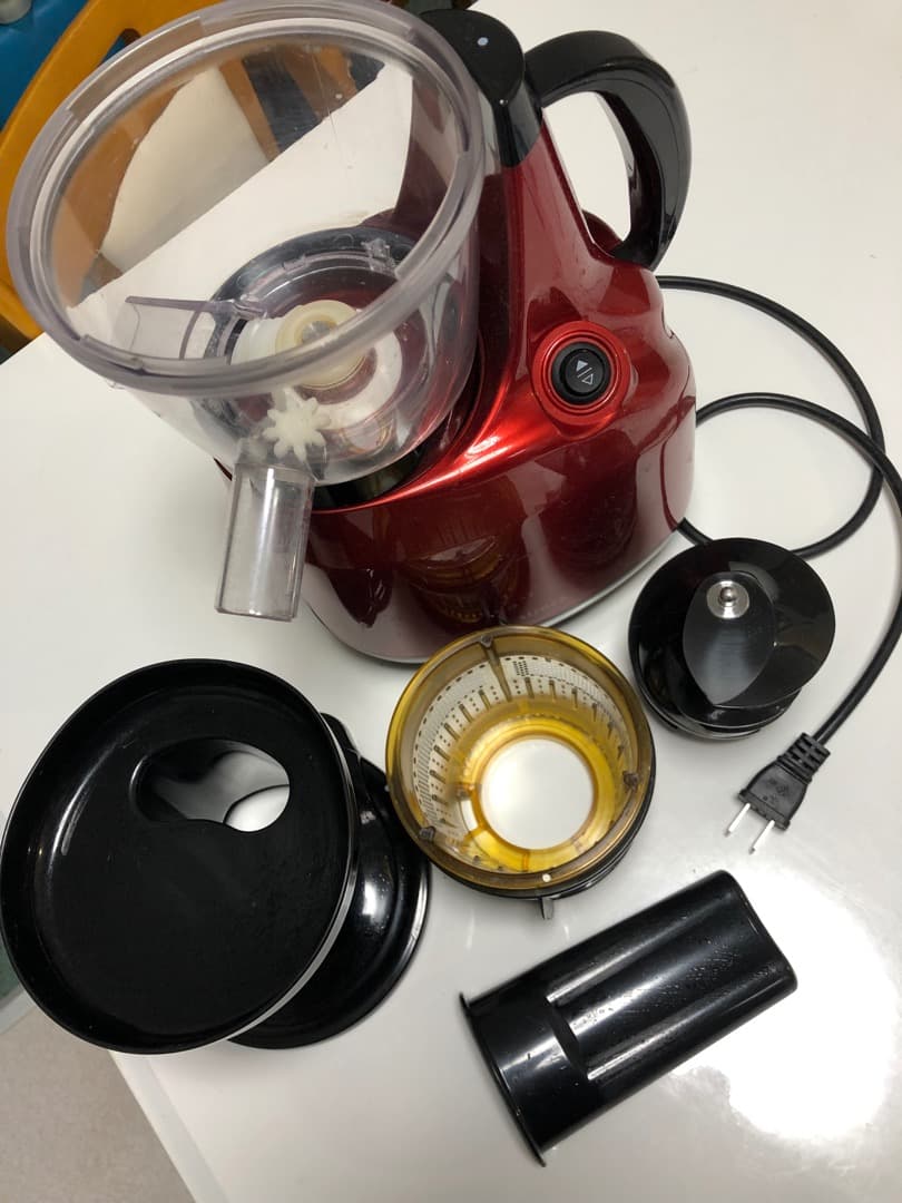 タイムセール！siroca スロージューサー SSJ-110 赤