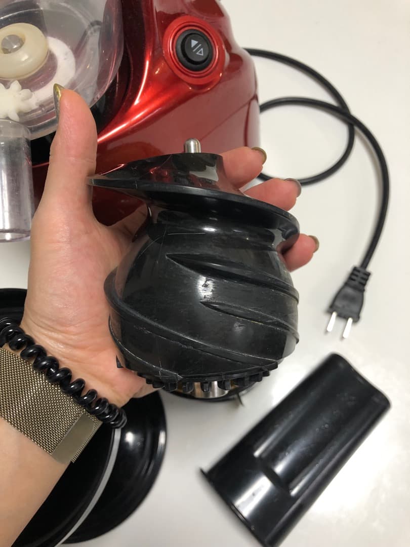 タイムセール！siroca スロージューサー SSJ-110 赤