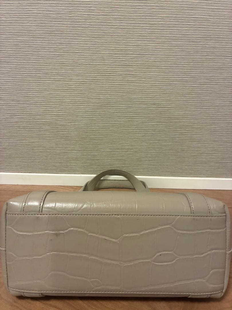 PELLE MORBIDA ハンドバッグ