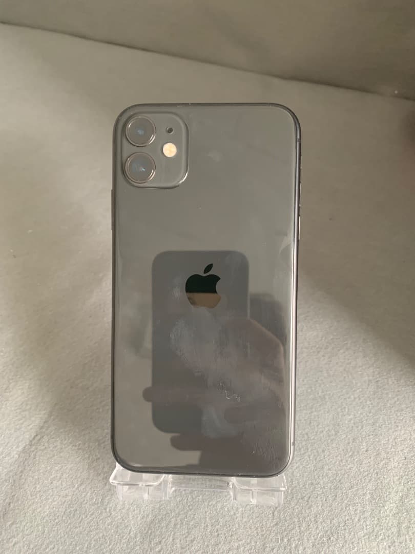 美品　国内版　SIMフリー　iPhone11 128GB ブラック色