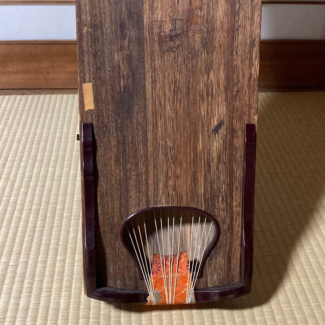 お琴　13弦　カバー付き　ソフトケース付き　持ち運びに便利です！