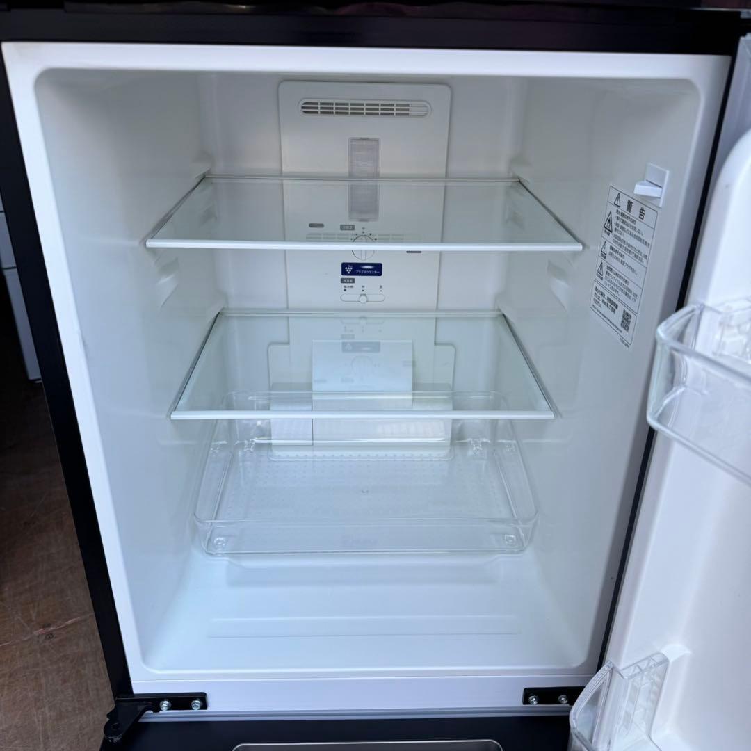 80⭐️2021年製美品★シャープ　冷蔵庫　ブラック　黒　ガラス扉　右、左開き