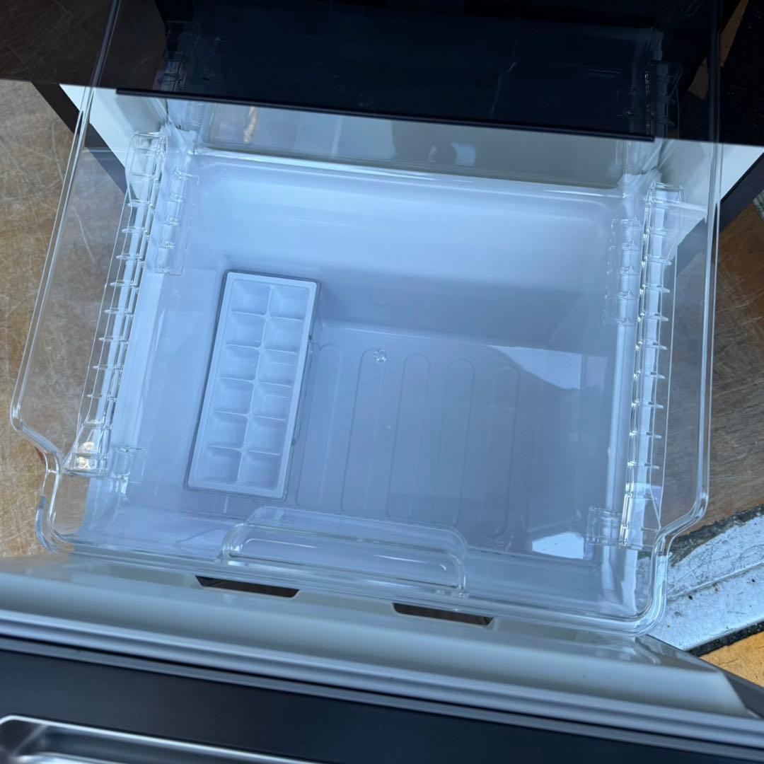 80⭐️2021年製美品★シャープ　冷蔵庫　ブラック　黒　ガラス扉　右、左開き