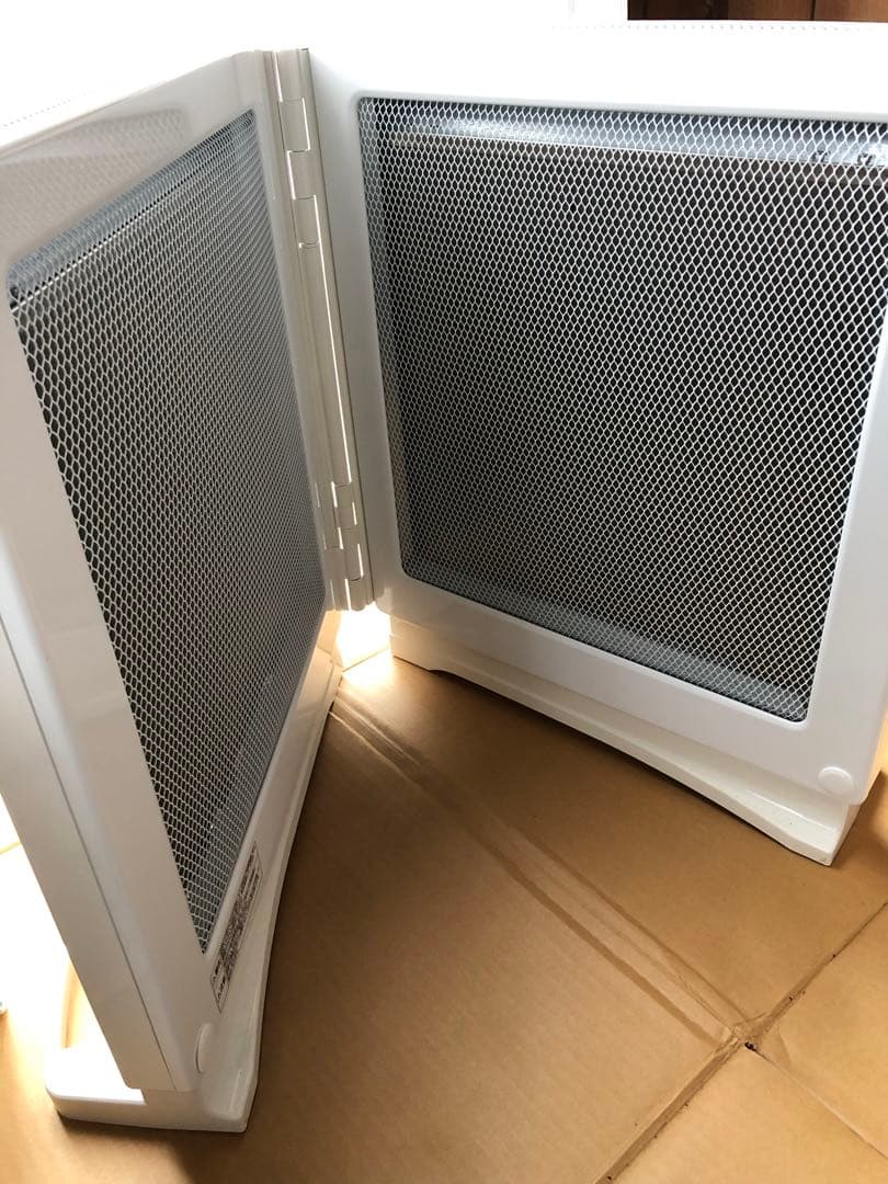 トヨトミ 遠赤外線パネルヒーター ホワイト EPH-123F