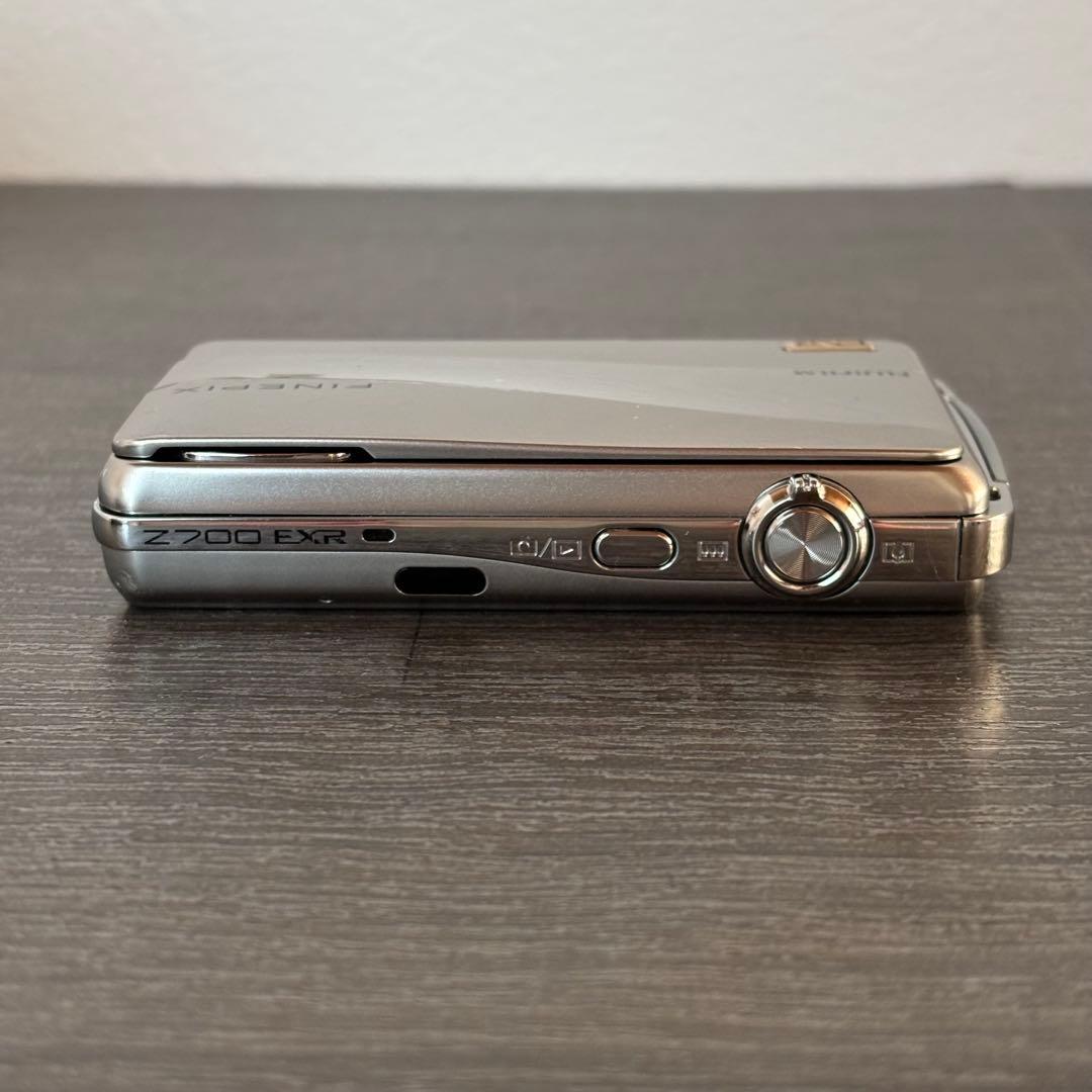 FUJIFILM FINEPIX Z700 EXR デジタルカメラ