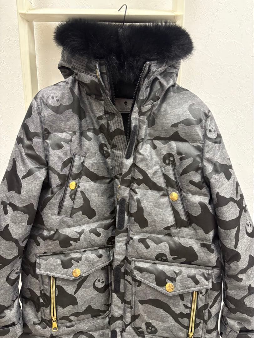 マークアンドロナ　カモフラージュデザインアウター　レディース　ゴルフ　冬　ダウン