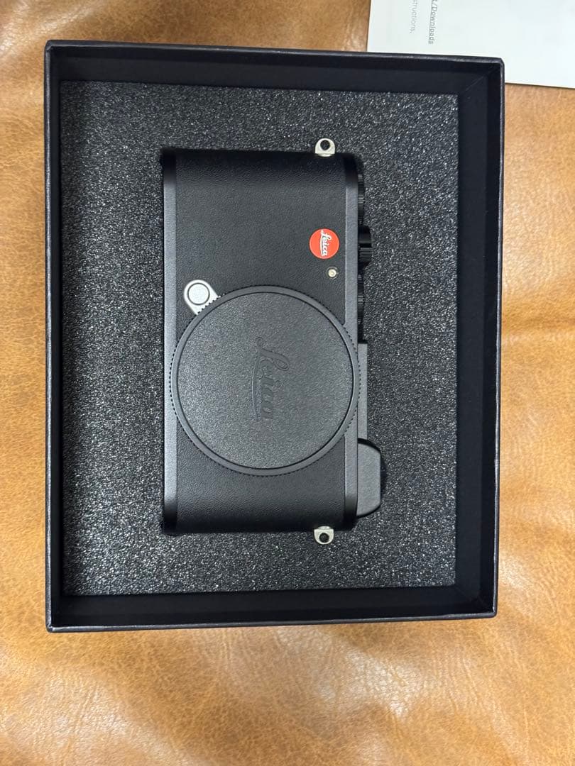 Leica CL ボディ　箱、予備バッテリー、M-Lアダプター、サムレスト付き