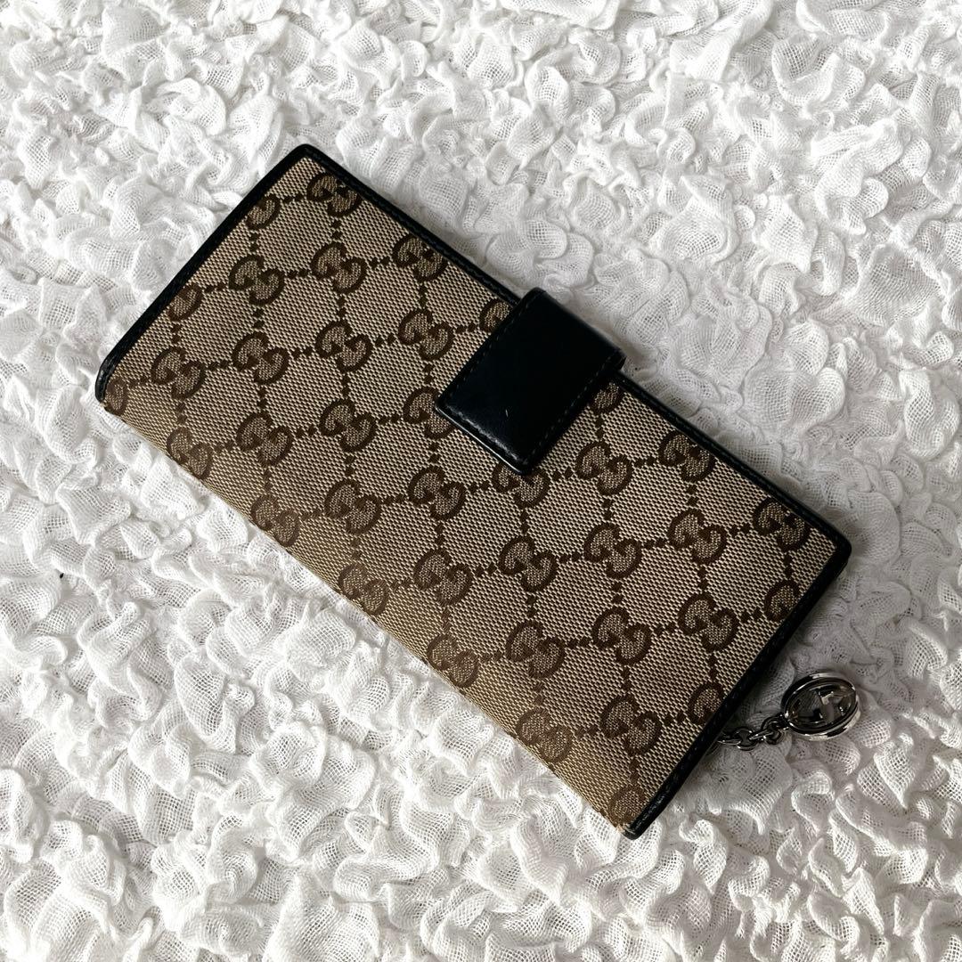 希少✨グッチ　長財布　キャンバス　ラウンドファスナー　GG柄　チャーム　インター