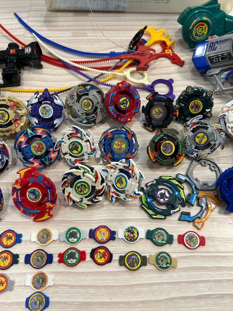 ア*ル様 爆転シュートベイブレード　まとめ売り　公式ツールボックス付き