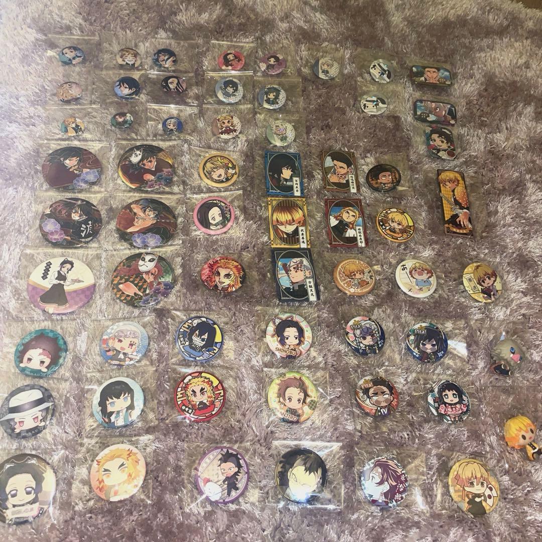 鬼滅の刃　缶バッチ＋ミニフィギュア61個セット