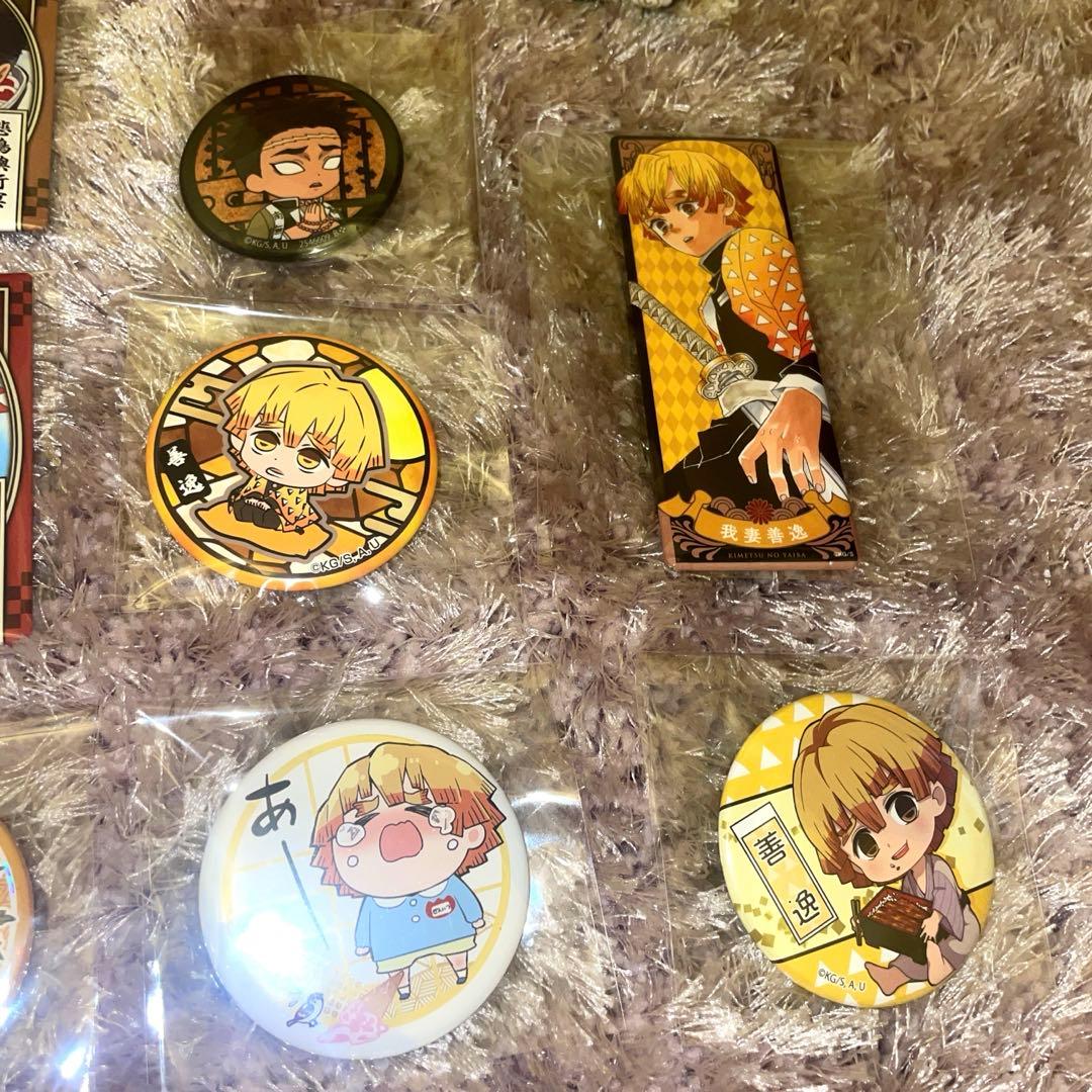鬼滅の刃　缶バッチ＋ミニフィギュア61個セット
