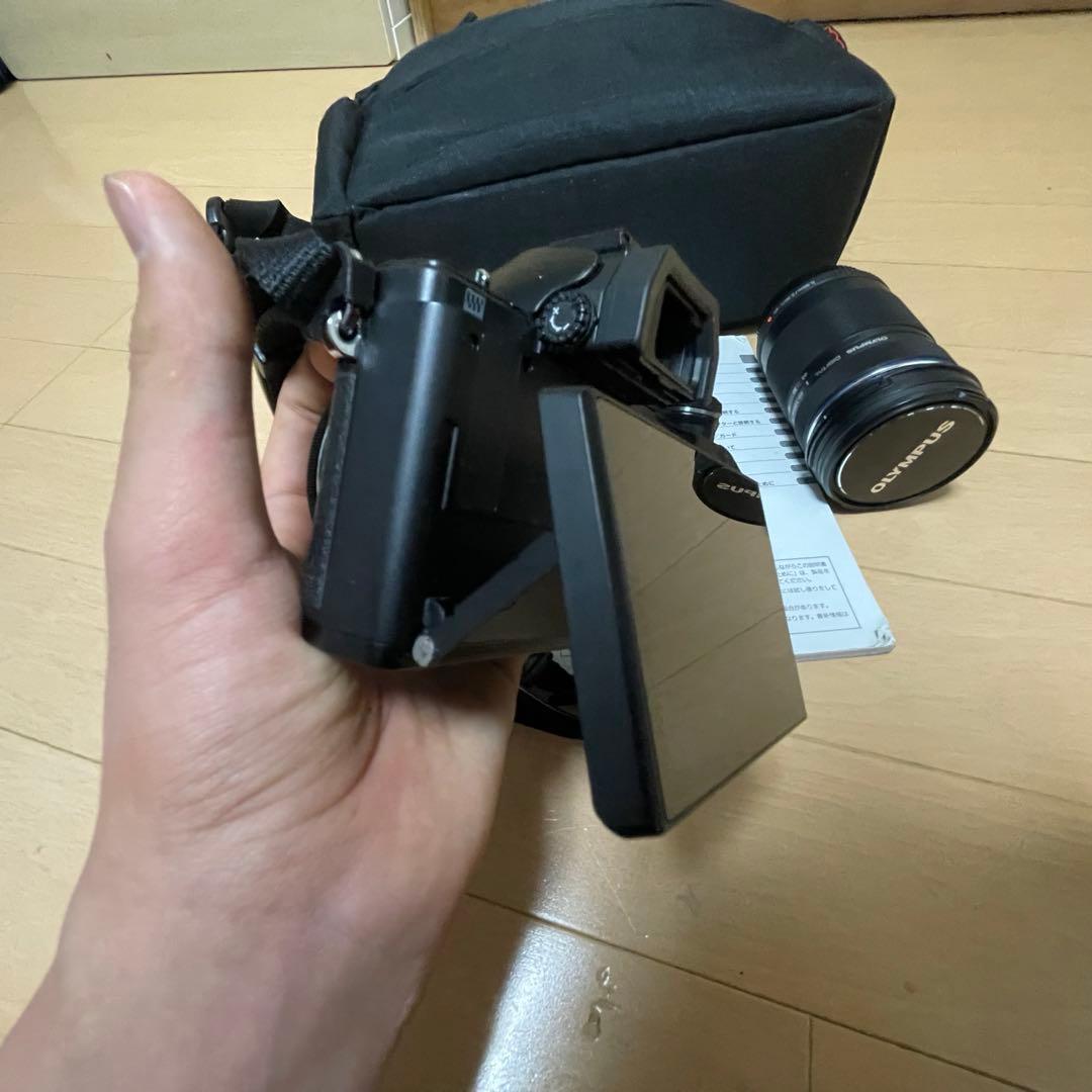 【新品】OLYMPUS OM-D E-M10 MarkII