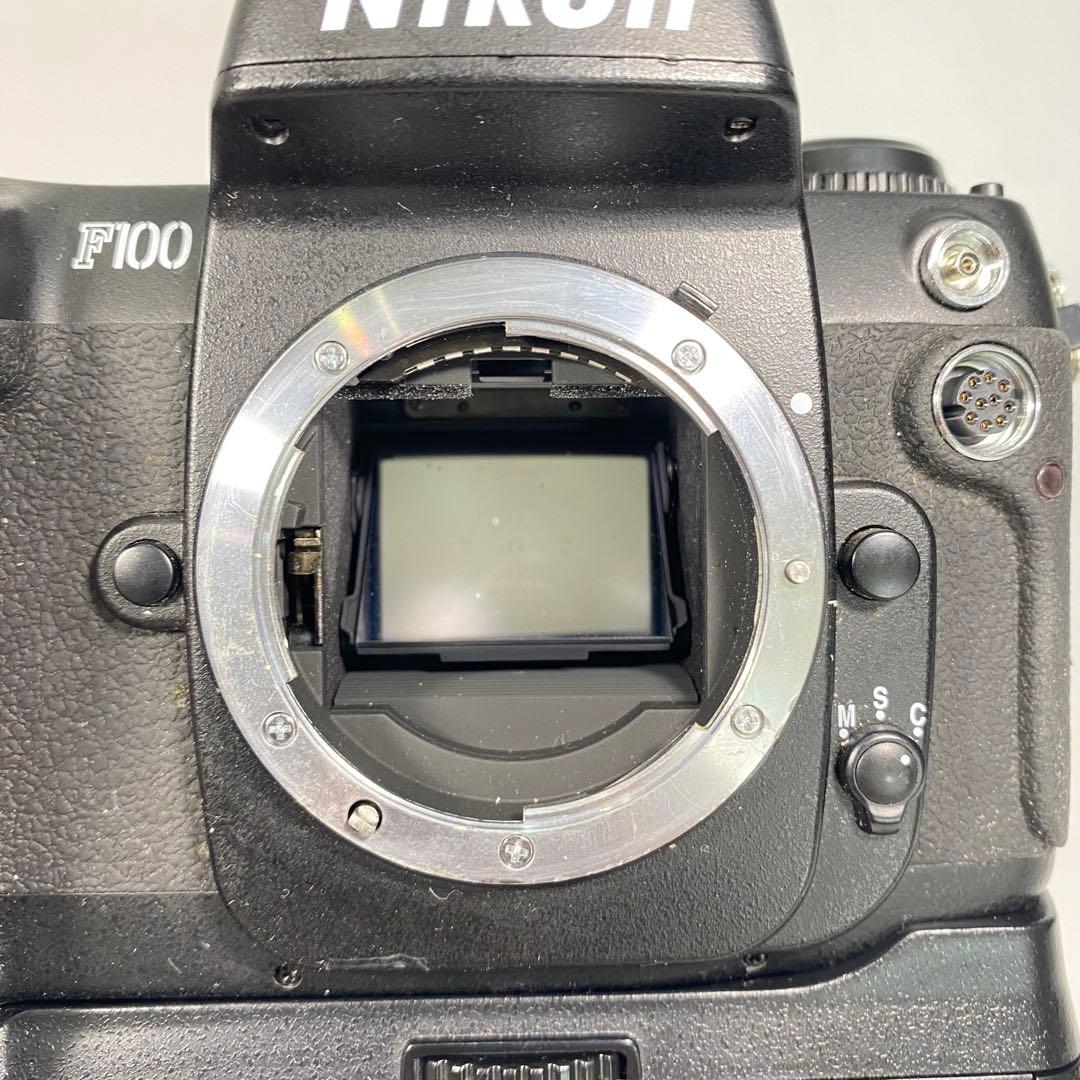 Nikon ニコン F100 MB-15 AF 35-70mm ズームレンズ付き