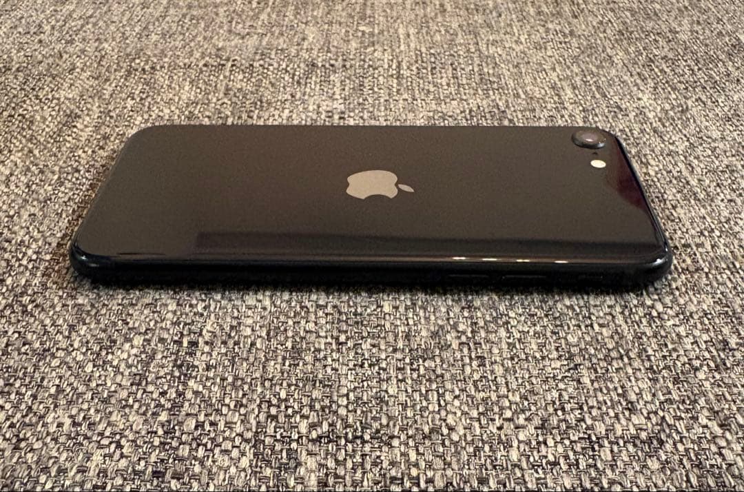 Apple iPhone SE (第3世代) ブラック 箱付き