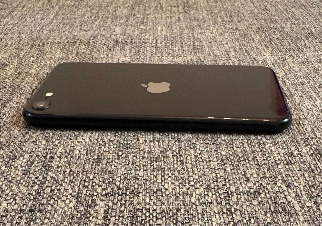 Apple iPhone SE (第3世代) ブラック 箱付き