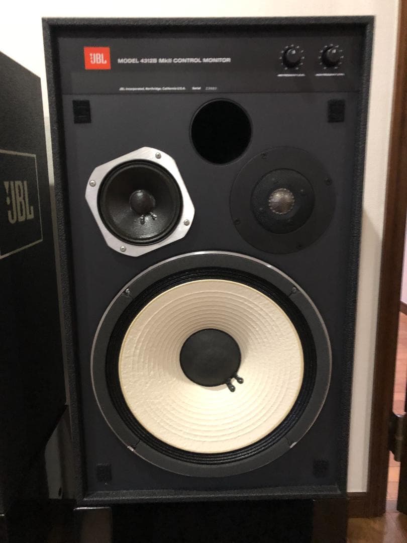 JBL 4312B MKⅡ　4312B MK2 未使用に近い美品　Ｒ側スピーカー