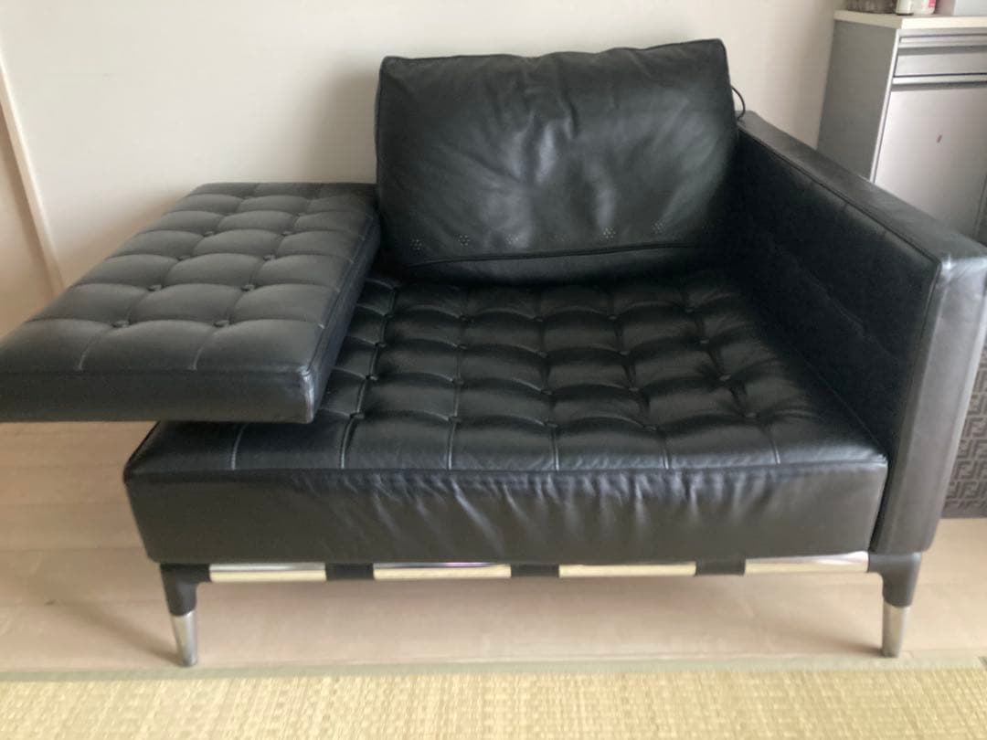 ま*ん様 カッシーナ　黒レザー ソファ