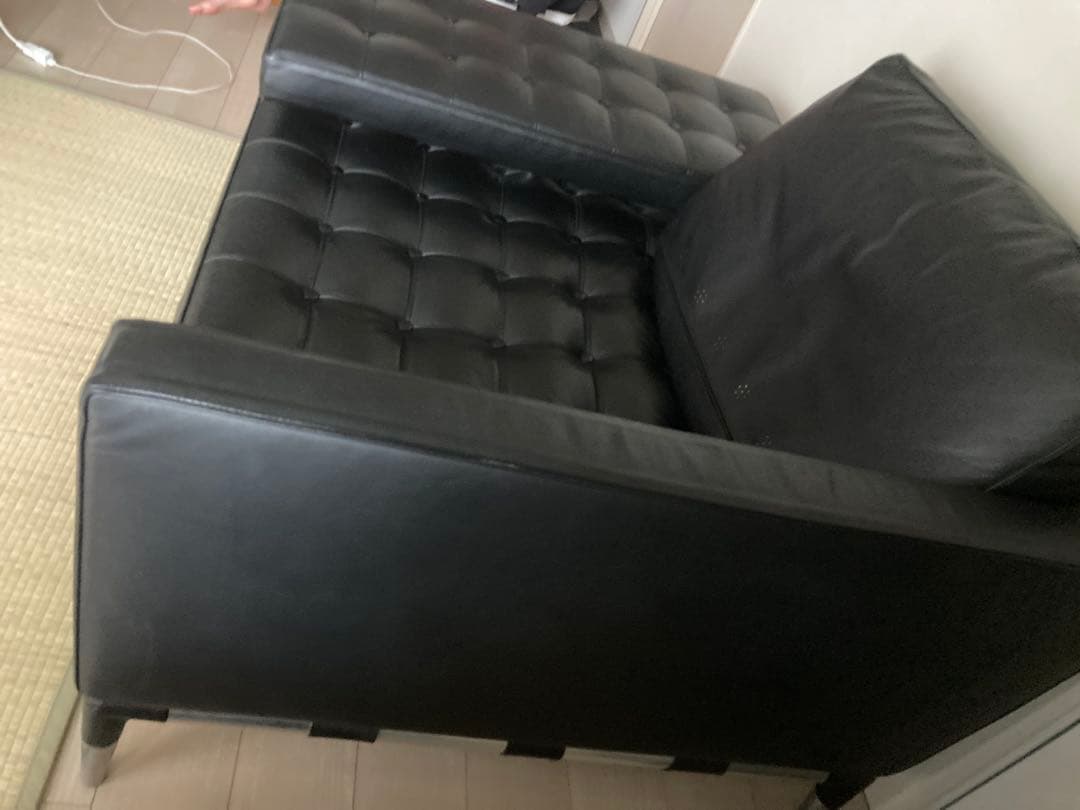 ま*ん様 カッシーナ　黒レザー ソファ