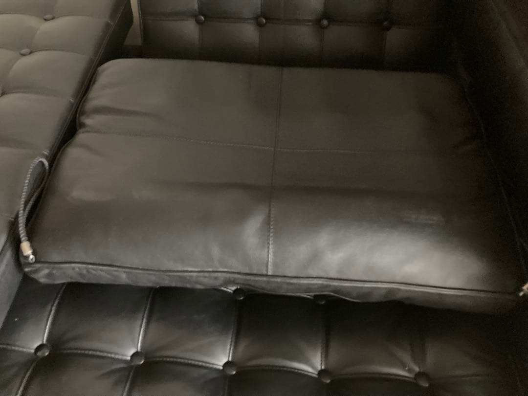 ま*ん様 カッシーナ　黒レザー ソファ