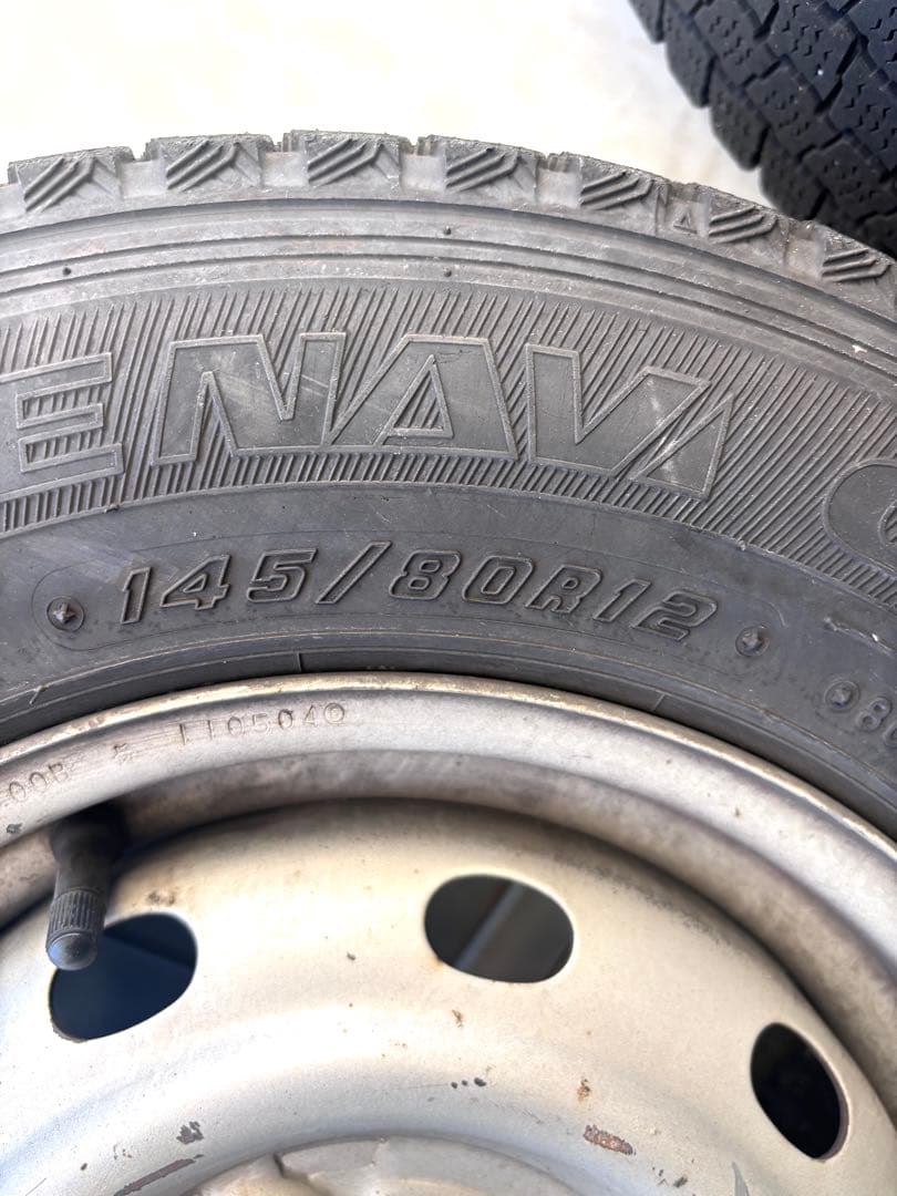 145/80r12 、2本のみ／必ず4本セットで販売（出品2と合わ せて)23年