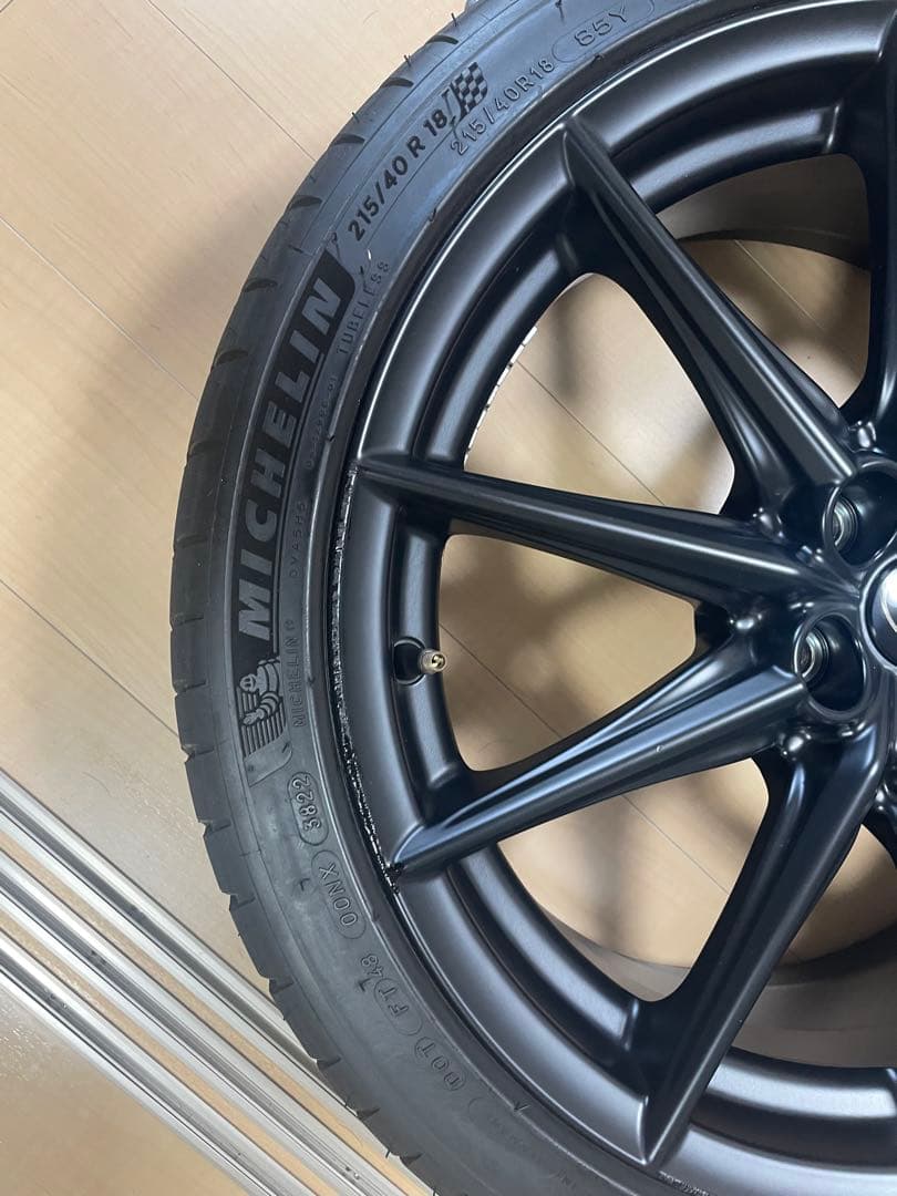 【送料込み】GR86 RZ純正ホイール 4本セット 純正タイヤ付き