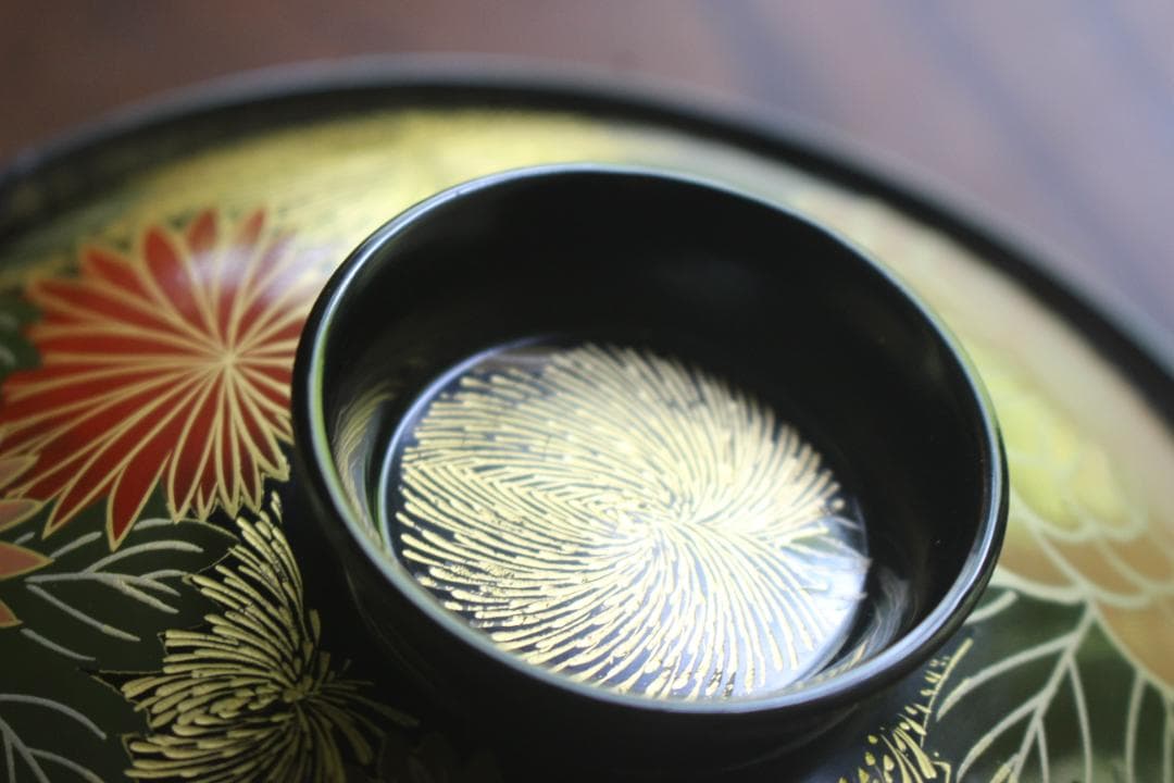 デッドストック！上質黒漆に極上菊詰沈金蒔絵のお椀2点（検輪島塗蒔絵椀雑煮椀