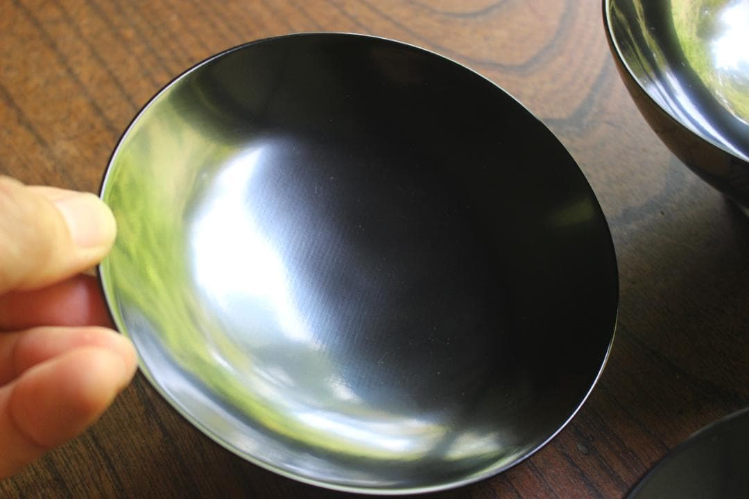 デッドストック！上質黒漆に極上菊詰沈金蒔絵のお椀2点（検輪島塗蒔絵椀雑煮椀