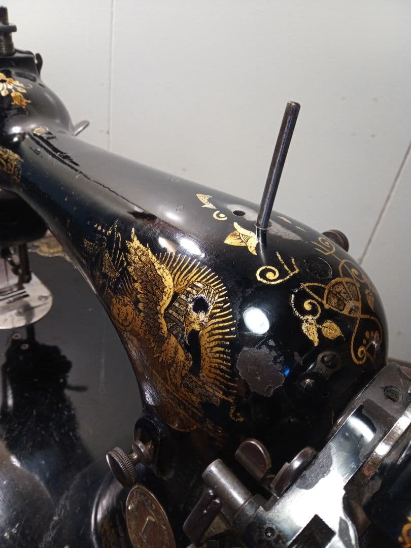 最終価格　お値打ち品　シンガー　スフインクス　縫うためのアンティークミシン