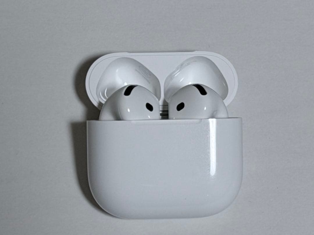 Apple AirPods 4（ノイズキャンセリング搭載モデル）